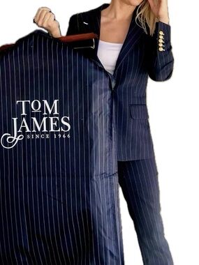 Ventura Tom James Garment Travel Bag - Navy Pinstripe